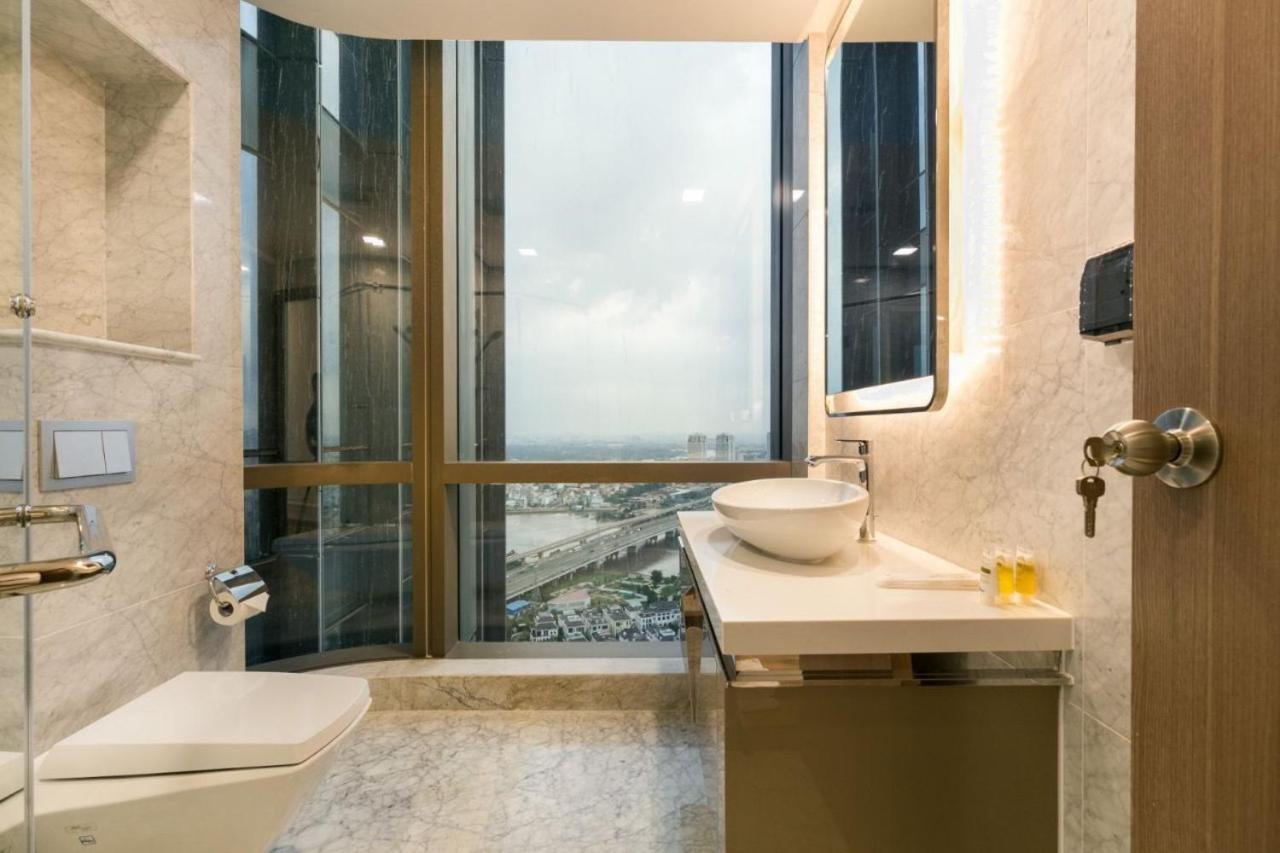 Khách sạn hẻo lánh Landmark 81 Luxury Condotel TP. Hồ Chí Minh